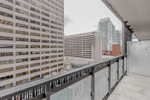 803 - 8 Eglinton Ave E, Condo with 1 bedrooms, 1 bathrooms and 0 parking in Toronto ON | Image 6