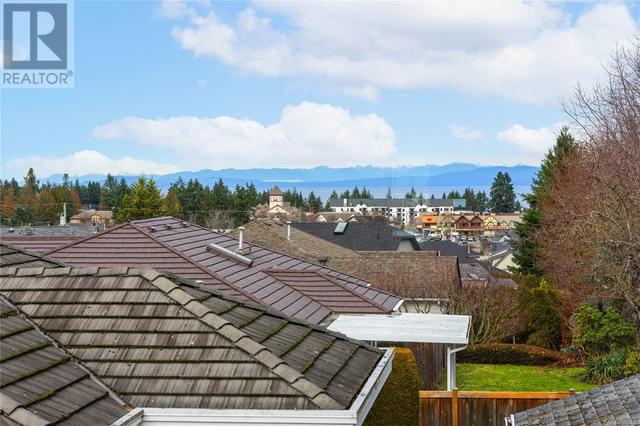 115 Denman Dr, House detached with 5 bedrooms, 3 bathrooms and 4 parking in Qualicum Beach BC | Image 50