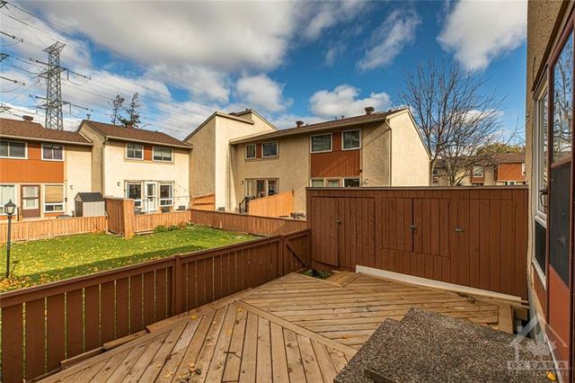 e - 61 Woodfield Drive, Townhouse with 3 bedrooms, 2 bathrooms and 1 parking in Ottawa ON | Image 30