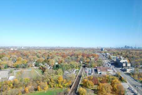 sph9 - 1 Aberfoyle Cres, Condo with 2 bedrooms, 2 bathrooms and 2 parking in Toronto ON | Image 9