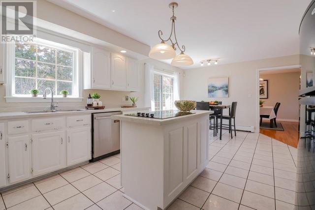 25 England Circle, House detached with 4 bedrooms, 3 bathrooms and null parking in Charlottetown PE | Image 15
