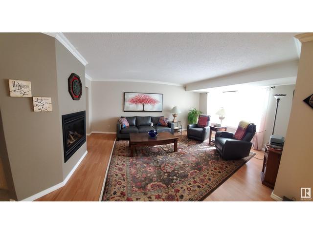 1515 62 St Nw, House attached with 2 bedrooms, 2 bathrooms and 4 parking in Edmonton AB | Image 9