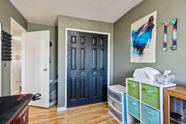 56 - 23 Glamis Drive Sw, Home with 3 bedrooms, 2 bathrooms and 2 parking in Calgary AB | Image 19