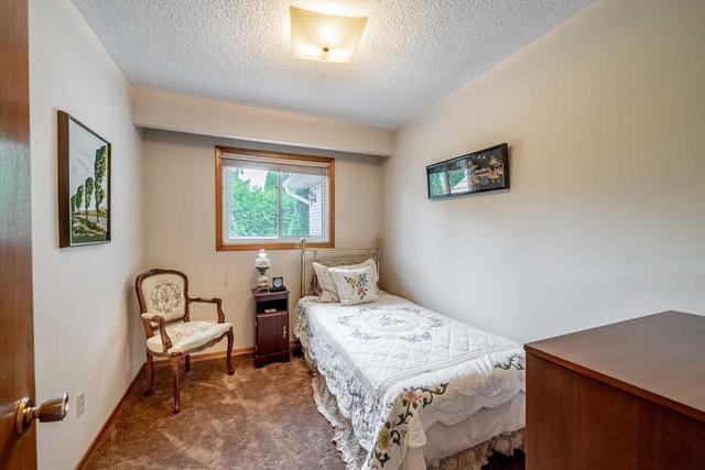main - 3 Stapleton Dr N, House detached with 3 bedrooms, 2 bathrooms and 4 parking in Whitchurch Stouffville ON | Image 10