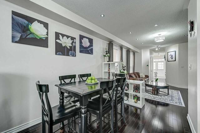 3637 Twinmaple Dr, House semidetached with 4 bedrooms, 4 bathrooms and 2 parking in Mississauga ON | Image 8