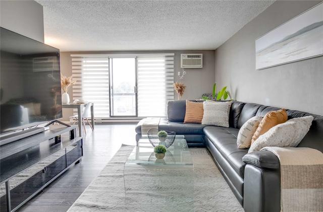 221 e - 9099 Riverside Dr, Condo with 1 bedrooms, 1 bathrooms and 1 parking in Windsor ON | Image 25