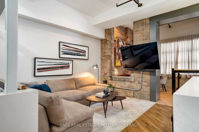 3 - 189 Queen St E, Condo with 1 bedrooms, 2 bathrooms and 1 parking in Toronto ON | Image 3