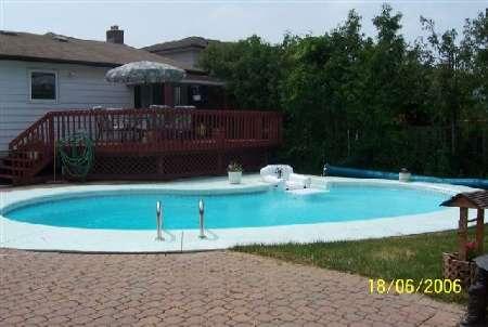 82 Abell Dr, House detached with 3 bedrooms, 2 bathrooms and 4 parking in Brampton ON | Image 7