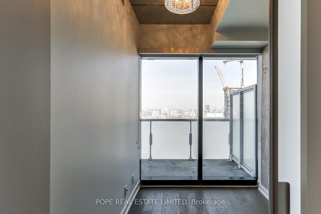2403 - 11 Charlotte St, Condo with 1 bedrooms, 1 bathrooms and 0 parking in Toronto ON | Image 6