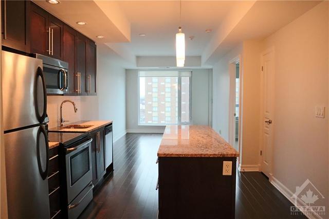 1210 - 238 Besserer Street, Condo with 1 bedrooms, 1 bathrooms and 1 parking in Ottawa ON | Image 4