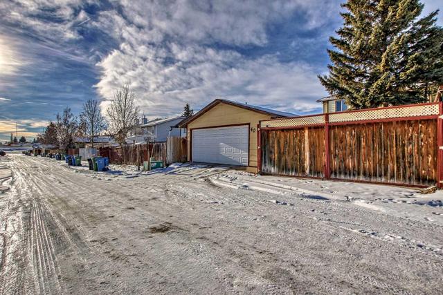 40 Falconridge Close Ne, Home with 3 bedrooms, 1 bathrooms and 2 parking in Calgary AB | Image 45