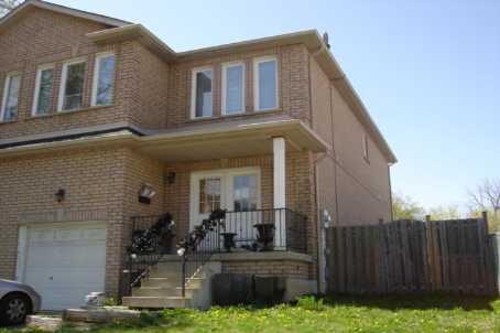 unit1 - 28 Nelson St W, House semidetached with 3 bedrooms, 3 bathrooms and 3 parking in Brampton ON | Image 1