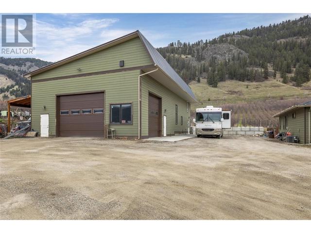 6173 Highway 6, House detached with 4 bedrooms, 3 bathrooms and 2 parking in Central Kootenay H BC | Image 29