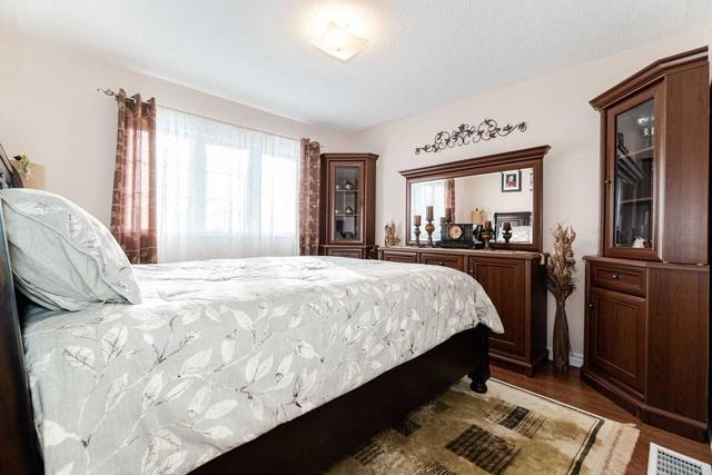 2353 Eden Valley Dr, House detached with 4 bedrooms, 4 bathrooms and 6 parking in Oakville ON | Image 16