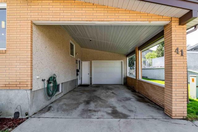 41 Chinook Drive Sw, House detached with 3 bedrooms, 2 bathrooms and 3 parking in Medicine Hat AB | Image 5