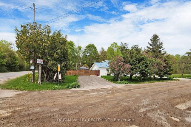 4102 Concession Rd, House detached with 3 bedrooms, 2 bathrooms and 12 parking in Clarington ON | Image 35