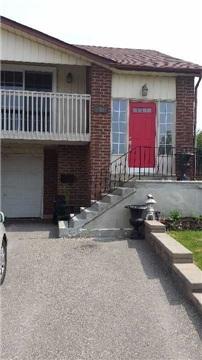 upper - 30 Chambers Crt, House semidetached with 3 bedrooms, 1 bathrooms and 4 parking in Brampton ON | Image 1