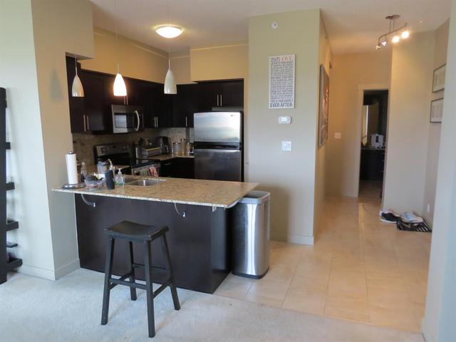 1811 - 8880 Horton Road Sw, Condo with 2 bedrooms, 2 bathrooms and 2 parking in Calgary AB | Image 3