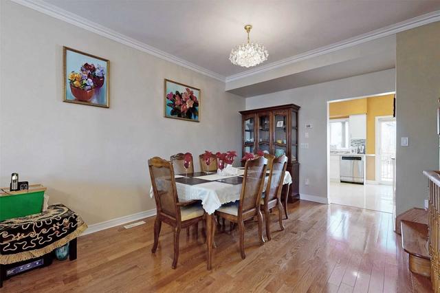 th 2 - 9133 Bayview Ave, Townhouse with 3 bedrooms, 3 bathrooms and 1 parking in Richmond Hill ON | Image 3