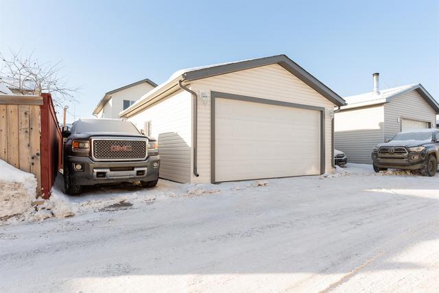 132 Archibald Close, House detached with 4 bedrooms, 3 bathrooms and 3 parking in Wood Buffalo AB | Image 46