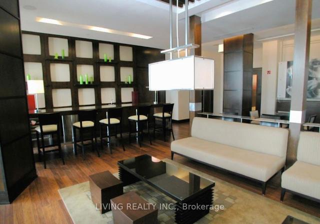 1229 - 33 Cox Blvd, Condo with 2 bedrooms, 2 bathrooms and 1 parking in Markham ON | Image 9