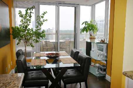 uph02 - 900 Mount Pleasant Rd, Condo with 1 bedrooms, 1 bathrooms and 1 parking in Toronto ON | Image 3