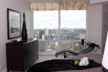 uph04 - 300 Bloor St E, Condo with 2 bedrooms, 3 bathrooms and 2 parking in Toronto ON | Image 8