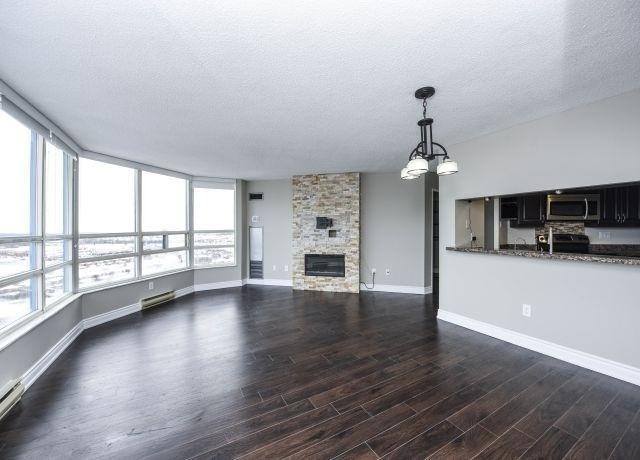 1414 - 250 Webb Dr, Condo with 2 bedrooms, 2 bathrooms and 2 parking in Mississauga ON | Image 5
