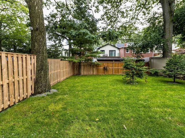 230 Willow Ave, House semidetached with 3 bedrooms, 3 bathrooms and 1 parking in Toronto ON | Image 32