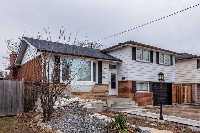 815 Brucedale Ave E, House detached with 3 bedrooms, 3 bathrooms and 7 parking in Hamilton ON | Image 1