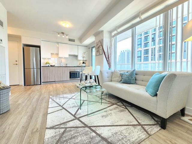 2310 - 99 Broadway Ave, Condo with 2 bedrooms, 2 bathrooms and 1 parking in Toronto ON | Image 1