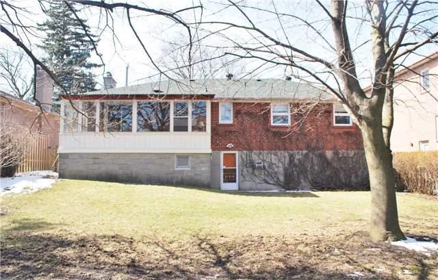 153 Estelle Ave, House detached with 3 bedrooms, 2 bathrooms and 6 parking in Toronto ON | Image 3