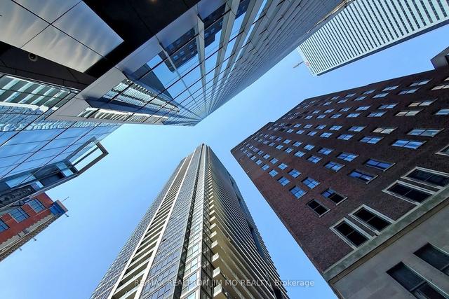 1002 - 70 Temperance St, Condo with 1 bedrooms, 1 bathrooms and 0 parking in Toronto ON | Image 10