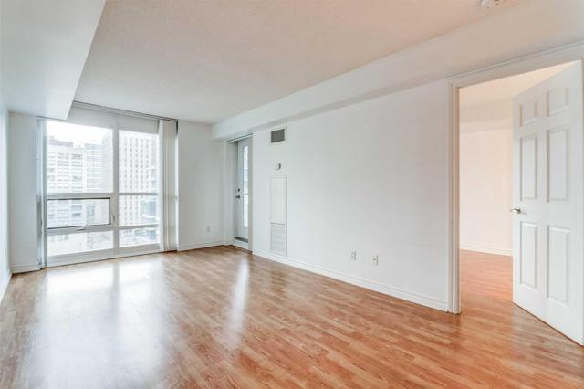 904 - 761 Bay St, Condo with 1 bedrooms, 2 bathrooms and 1 parking in Toronto ON | Image 14