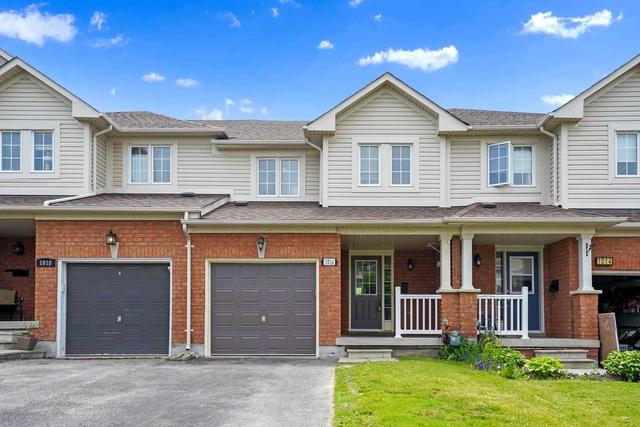 1016 Southport Dr, House attached with 3 bedrooms, 3 bathrooms and 3 parking in Oshawa ON | Image 12