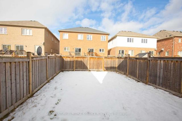 (upper) - 33 Frenchpark Circ, House semidetached with 3 bedrooms, 3 bathrooms and 2 parking in Brampton ON | Image 13