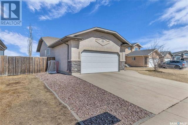 929 Brack Court, House detached with 4 bedrooms, 3 bathrooms and null parking in Martensville SK | Image 3