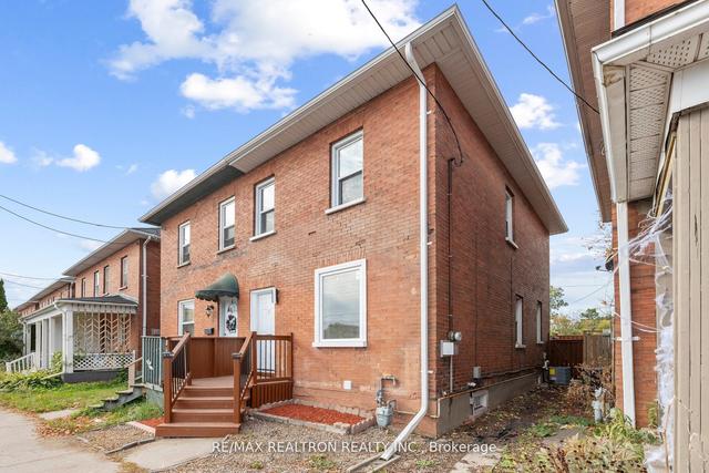 6 Liberty St S, House semidetached with 3 bedrooms, 2 bathrooms and 1 parking in Clarington ON | Image 12