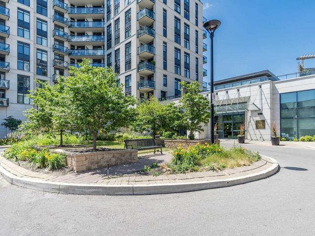 320 - 12 Woodstream Blvd, Condo with 1 bedrooms, 2 bathrooms and 2 parking in Vaughan ON | Card Image
