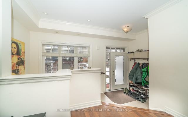 363b Roehampton Ave, Townhouse with 3 bedrooms, 3 bathrooms and 1 parking in Toronto ON | Image 30