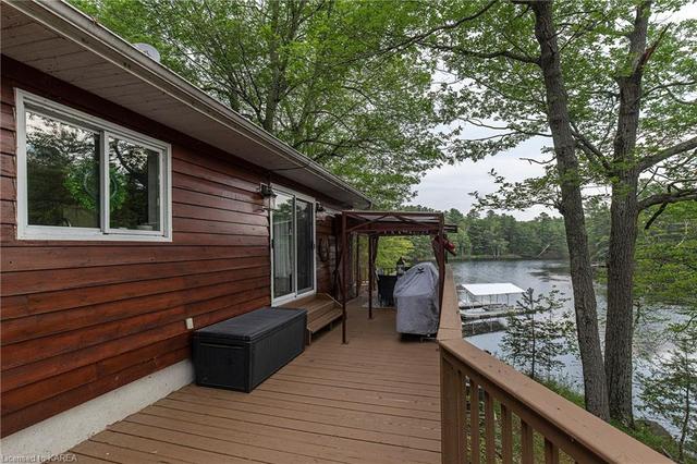 561 Bob's Lake Road, House detached with 2 bedrooms, 2 bathrooms and 14 parking in South Frontenac ON | Image 26