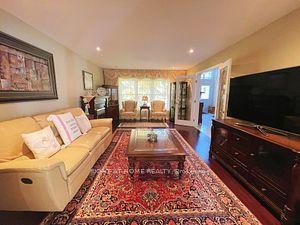 595 Village Pkwy, House detached with 4 bedrooms, 3 bathrooms and 6 parking in Markham ON | Image 5