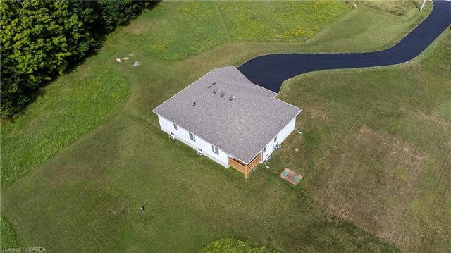 8525 Highway 38, House detached with 3 bedrooms, 2 bathrooms and 9 parking in Central Frontenac ON | Image 35