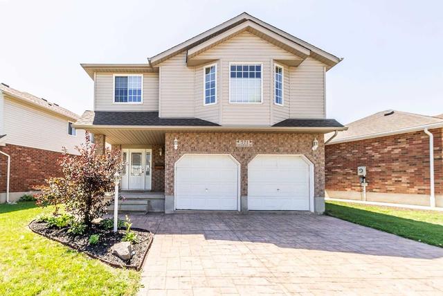 571 Chesapeake Dr, House detached with 3 bedrooms, 3 bathrooms and 4 parking in Waterloo ON | Image 1