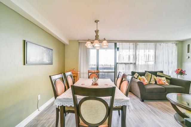 710 - 11 Wincott Dr, Condo with 3 bedrooms, 2 bathrooms and 1 parking in Toronto ON | Image 8
