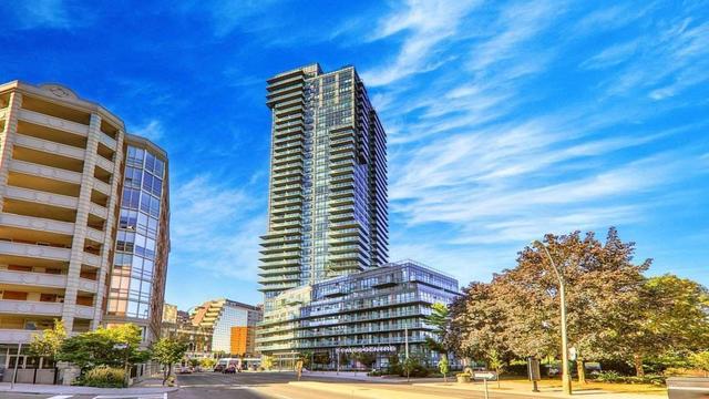 2702 - 825 Church St, Condo with 2 bedrooms, 2 bathrooms and 1 parking in Toronto ON | Image 1