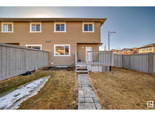 205 51a St Sw, House semidetached with 4 bedrooms, 3 bathrooms and null parking in Edmonton AB | Image 2