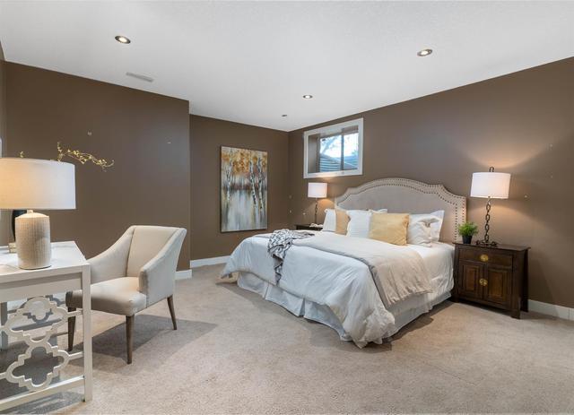 25 West Cedar Point Sw, House detached with 5 bedrooms, 3 bathrooms and 4 parking in Calgary AB | Image 36