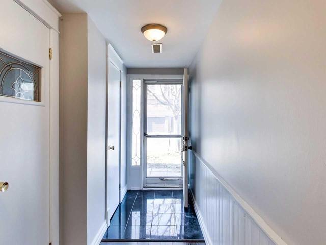 67 - 371 Bronte St S, Townhouse with 3 bedrooms, 3 bathrooms and 1 parking in Milton ON | Image 2