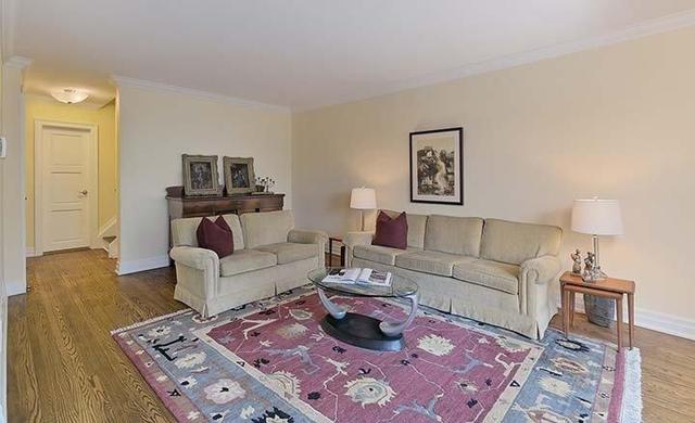 Th6 - 4357 Bloor St W, Townhouse with 4 bedrooms, 2 bathrooms and 1 parking in Toronto ON | Image 3